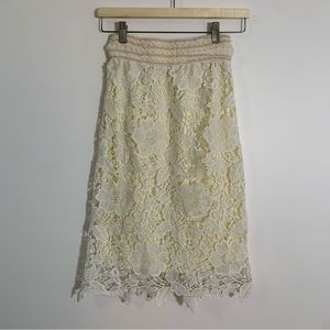 White Stretchable midi floral pattern skirt